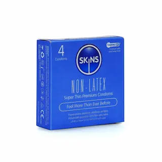 Skins Non-Latex Condoms 4 Pack, bezlatexové kondomy s nominální šířkou 52 mm
