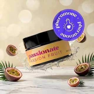 Crushious Passionate Pheromone Massage Candle Passion Fruit 20 ml, afrodiziakální svíčka s vůní marakuji