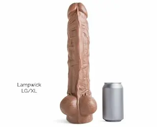 Mr. Hankey’s Toys Lampwick LG/XL, prémiové silikonové dildo s Vac-U-Lock 37,8 x 7–8,3 cm