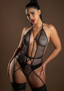 Body s efektem mokrého vzhledu a síťovinou, L–XL