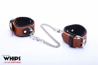 WHIPS Leather Handcuffs for Her Cognac, hnědá pouta na zápěstí s černým polstrováním
