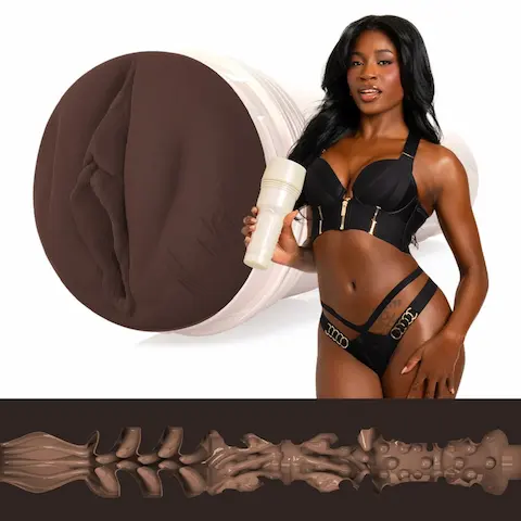 Fleshlight Girls Nicole Kitt (Purrrrrfection) vagina