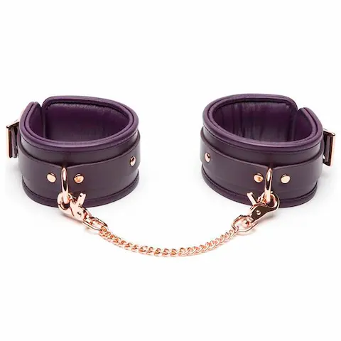 Fifty Shades Pouta na nohy – Cherished Leather Ankle Cuffs