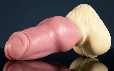 Weredog Roscoe Signature Large, prémiové růžovo-béžové silikonové dildo 25,4 x 5,8–8,2 cm