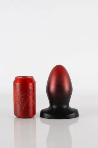 Twisted Beast Ted Demon Blood (Ombre) 9.5″, prémiový silikonový anální kolík 15,5 x 5,4–7,5 cm