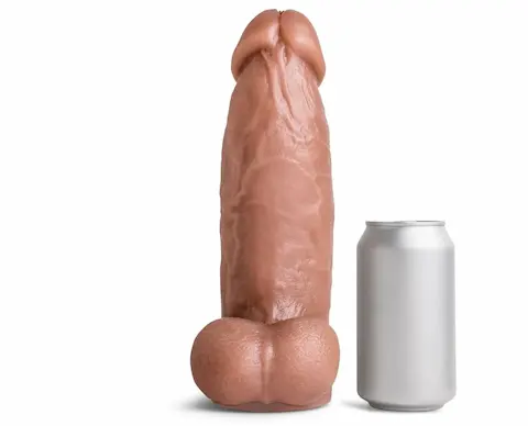 Mr. Hankey’s Toys Nick Capra Medium, prémiové silikonové dildo s Vac-U-Lock 26 x 6–7,4 cm