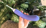 Recenze Lovense Hyphy: Konečně oboustranný vibrátor, který není jen divný, ale funkční?